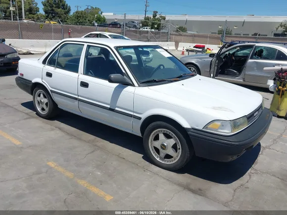 1990 Toyota Corolla, VIN 1NXAE94A8LZ129500 — Normal wear