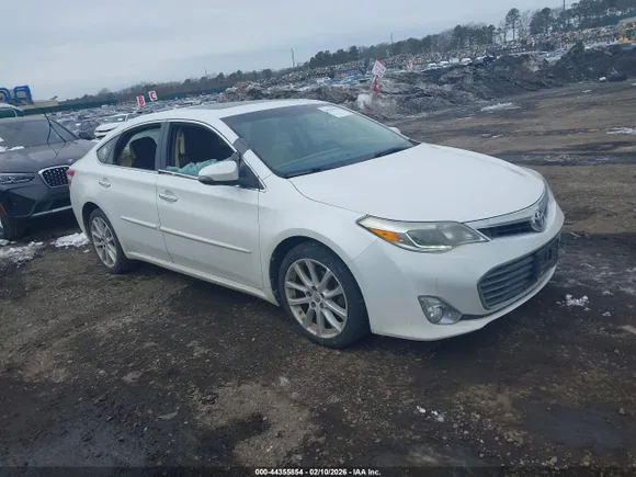 2015 Toyota Avalon XLE Premium, VIN 4T1BK1EB9FU192230 — Vandalism