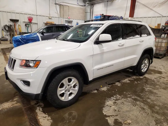 2014 Jeep Grand Cherokee Laredo, VIN 1C4RJFAG3EC164223 — Vandalism