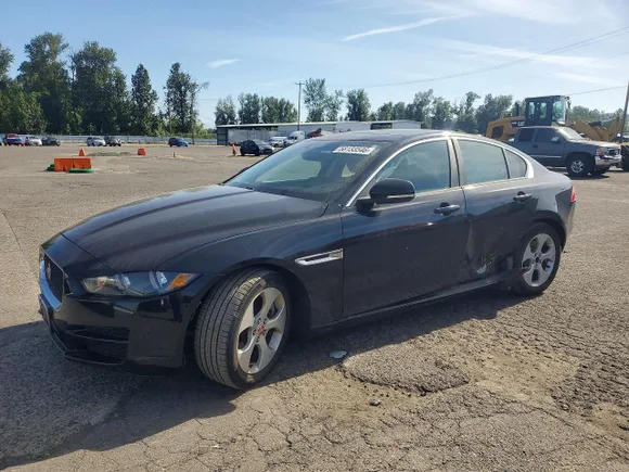 2017 Jaguar XE 25t, VIN SAJAR4BG4HA976950 — Side