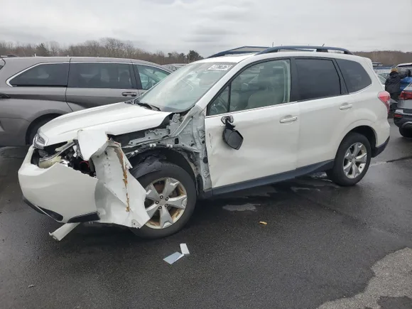 2014 Subaru Forester Limited, VIN JF2SJAHC1EH429104 — Front end