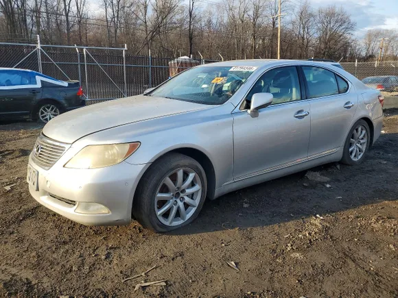 2009 Lexus LS 460, VIN JTHCL46F395000872 — Interior fire