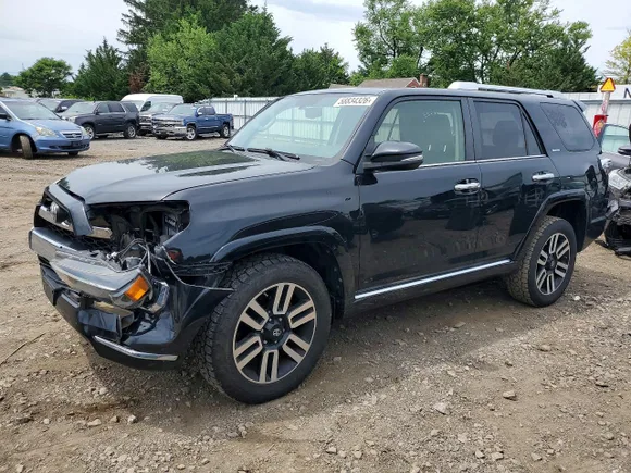 2019 Toyota 4Runner TRD Off Road Premium, VIN JTEBU5JR3K5685877 — Front end
