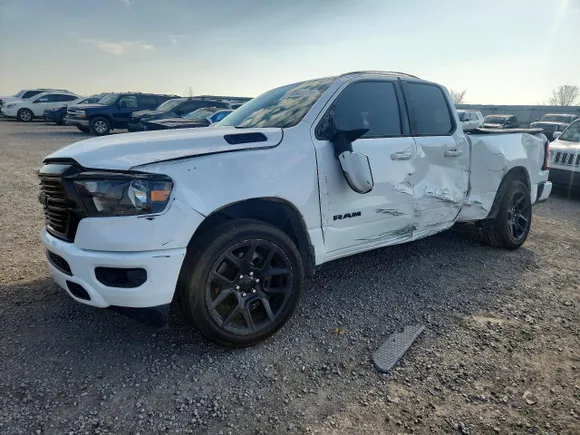 2020 Ram 1500 Big Horn, VIN 1C6SRFBT4LN383092 — Side