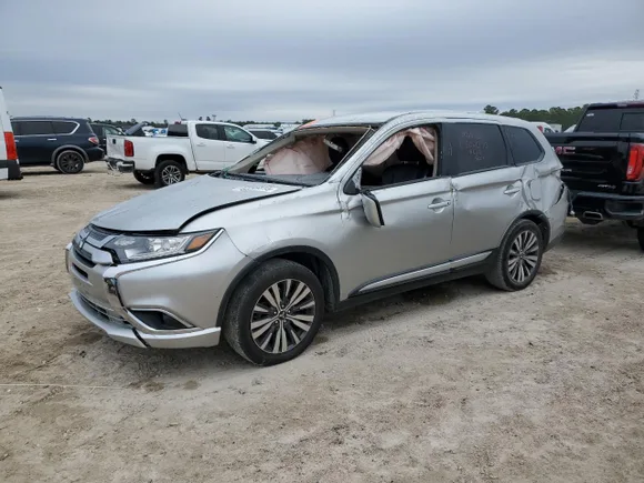 2019 Mitsubishi Outlander SE, VIN JA4AD3A30KZ019191 — Biohazard / chemical