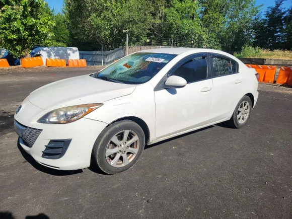 2010 Mazda 3 i Touring, VIN JM1BL1SG4A1225713 — Roof