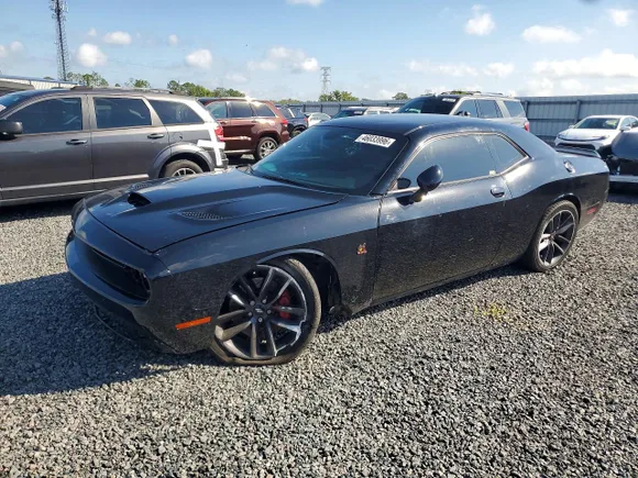 2019 Dodge Challenger R/T Scat Pack, VIN 2C3CDZFJ1KH741122 — Partial repair