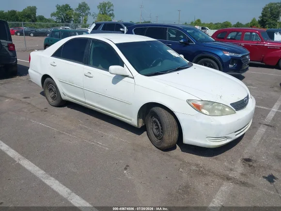 2004 Toyota Camry SE, VIN 4T1BE32K54U279658 — Normal wear