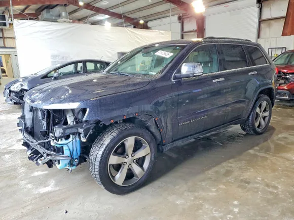 2016 Jeep Grand Cherokee High Altitude, VIN 1C4RJFCG4GC462053 — Front end