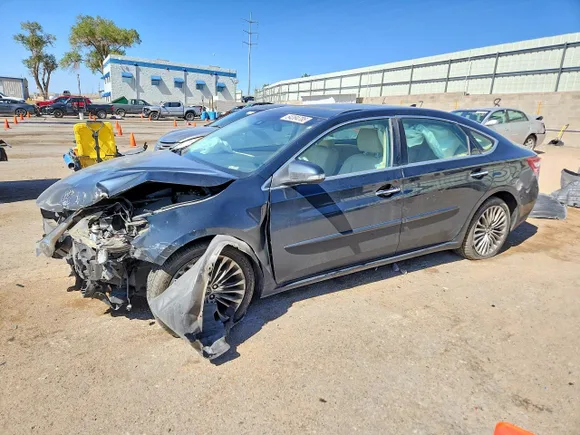 2018 Toyota Avalon Limited, VIN 4T1BK1EB9JU279134 — Front end