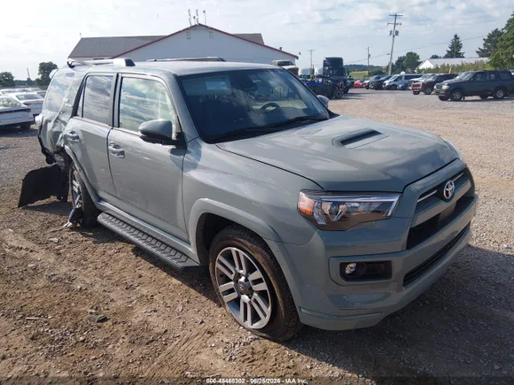 2022 Toyota 4Runner TRD Sport, VIN JTESU5JR0N5989995 — Rear end