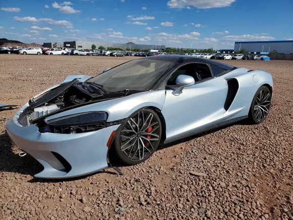 2022 McLaren GT, VIN SBM22GCA3NW001638 — Front end