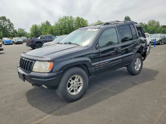 2000 Jeep Grand Cherokee Limited, VIN 1J4GW58N3YC286411 — Rear end