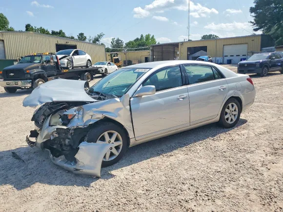 2009 Toyota Avalon XL, VIN 4T1BK36B69U329297 — Front end