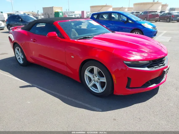 2020 Chevrolet Camaro 1LT, VIN 1G1FB3DS8L0113919 — Rear end