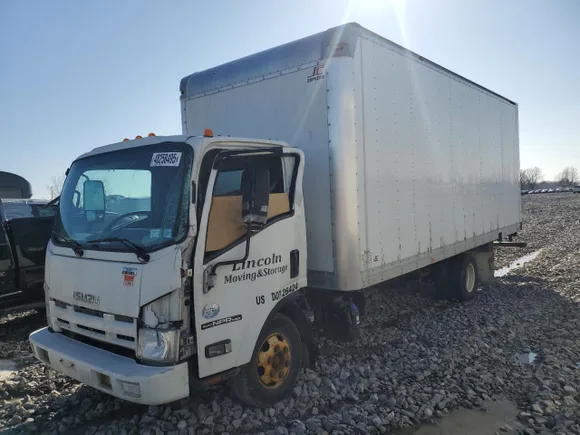 2015 Isuzu NPR, VIN JALC4W16XF7002375 — Front end