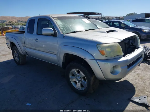 2006 Toyota Tacoma, VIN 5TEUU42N56Z172541 — Normal wear