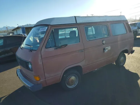 1981 Volkswagen Vanagon, VIN WV2ZA0255BH052646 — Minor dents and scratches