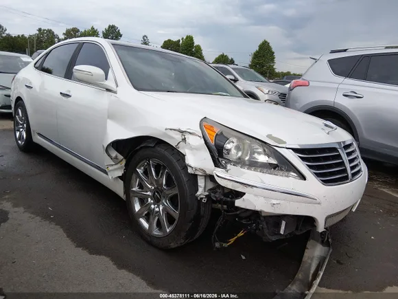 2012 Hyundai Equus Signature, VIN KMHGH4JH6CU050350 — Front end