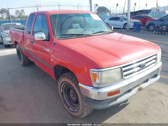 1997 Toyota T100 DX, VIN JT4TN12D6V0031264 — Side