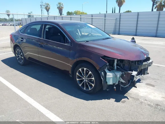 2017 Toyota Avalon Touring, VIN 4T1BK1EB4HU244124 — Front end