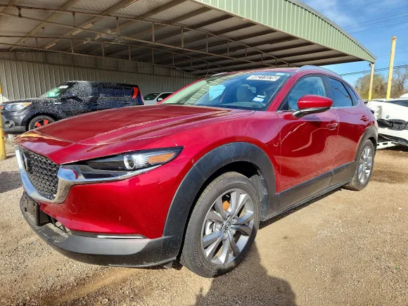 2025 Mazda CX-30 S Preferred, VIN 3MVDMBCM9SM779249 — Minor dents and scratches