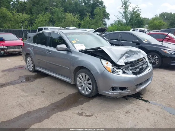 2011 Subaru Legacy Limited Power Moon, VIN 4S3BMBK64B3256766 — Front end