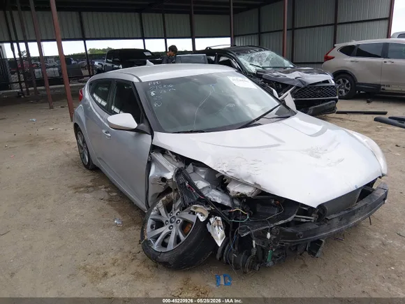 2017 Hyundai Veloster, VIN KMHTC6AD2HU311356 — Front end