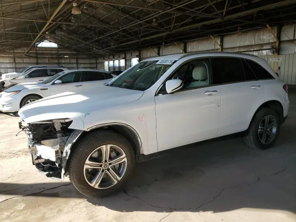 2020 Mercedes-Benz GLC 300, VIN W1N0G8DB2LF796301 — Front end
