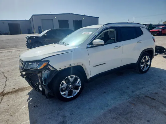2021 Jeep Compass Limited, VIN 3C4NJCCB6MT522318 — Front end