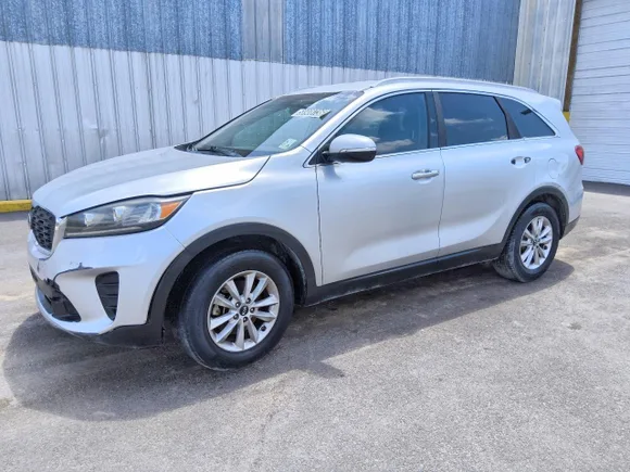 2019 Kia Sorento LX, VIN 5XYPG4A35KG435314 — Biohazard / chemical