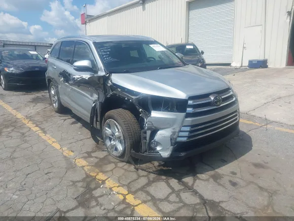 2018 Toyota Highlander Limited, VIN 5TDDZRFH0JS847608 — All over