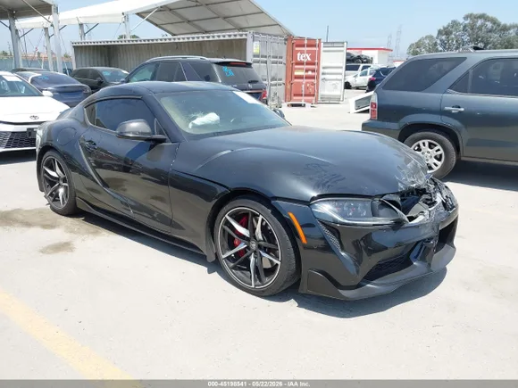 2022 Toyota Supra Premium, VIN WZ1DB0C01NW053920 — Front end