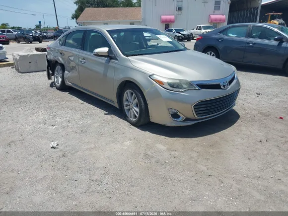 2015 Toyota Avalon XLE, VIN 4T1BK1EB1FU166091 — Side