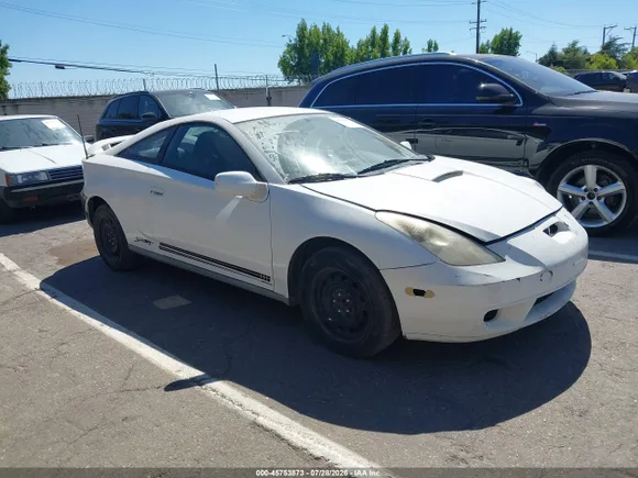 2002 Toyota Celica GT, VIN JTDDR32T820138534 — Front end