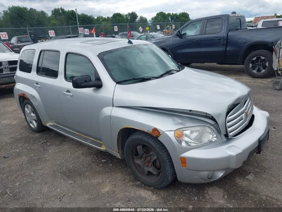 2009 Chevrolet HHR 1LT, VIN 3GNCA23B69S641718 — Front end