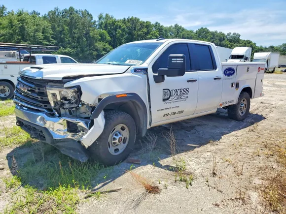 2023 GMC Sierra 2500HD Pro, VIN 1GD29LE7XPF140887 — Side