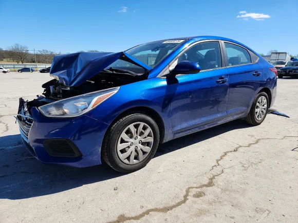 2019 Hyundai Accent SE, VIN 3KPC24A3XKE065200 — Front end