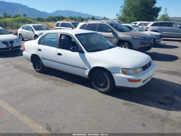 1995 Toyota Corolla DX, VIN 1NXAE09B0SZ333400 — Normal wear