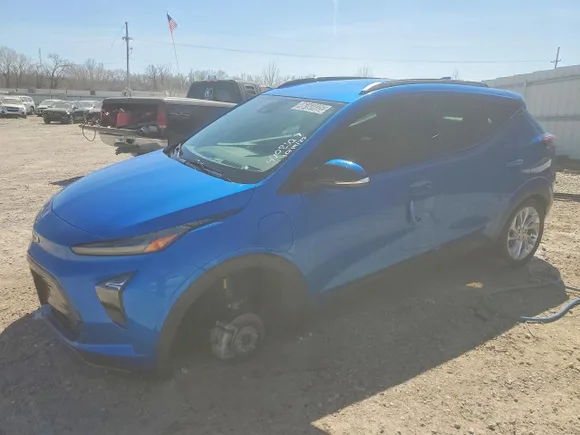 2022 Chevrolet Bolt EUV LT, VIN 1G1FY6S03N4108107 — Undercarriage