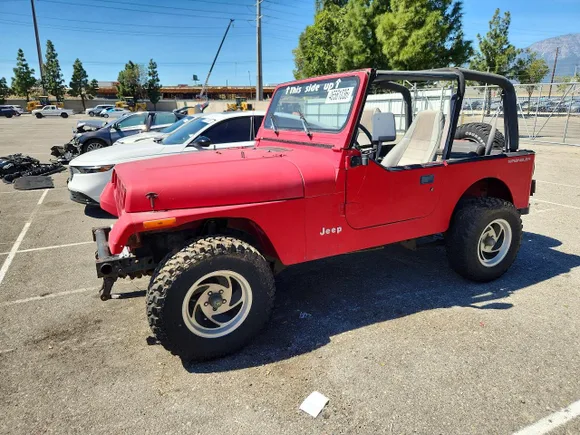 1992 Jeep Wrangler, VIN 2J4FY19PXNJ531916 — Normal wear