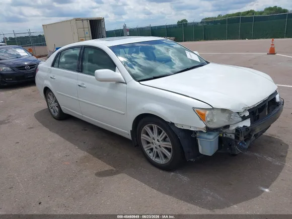 2009 Toyota Avalon XL, VIN 4T1BK36B69U345211 — Front end
