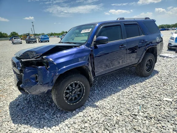 2019 Toyota 4Runner Limited Nightshade, VIN JTEZU5JR2K5198250 — Front end