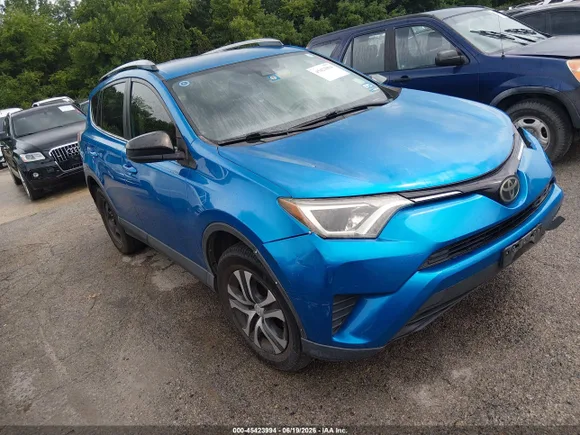 2017 Toyota RAV4 LE, VIN JTMZFREV5HJ710242 — Normal wear