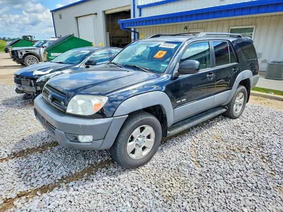 2003 Toyota 4Runner SR5, VIN JTEBT14R030002524 — Normal wear