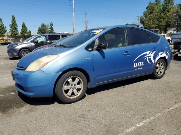 2007 Toyota Prius, VIN JTDKB20U977675686 — Side