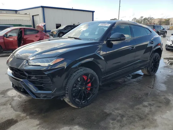 2022 Lamborghini Urus, VIN ZPBUA1ZLXNLA16108 — Vandalism