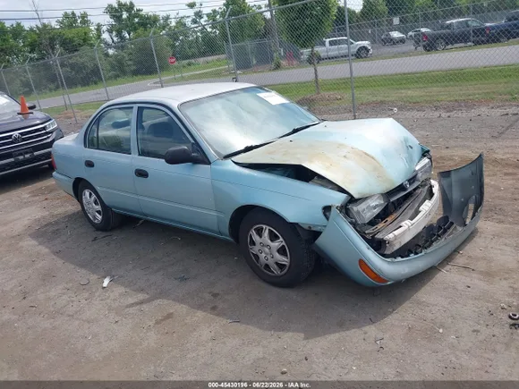 1995 Toyota Corolla, VIN 2T1AE04B6SC086926 — Front end