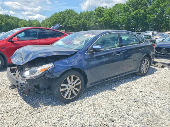 2015 Toyota Avalon XLE, VIN 4T1BK1EB3FU146196 — Front end
