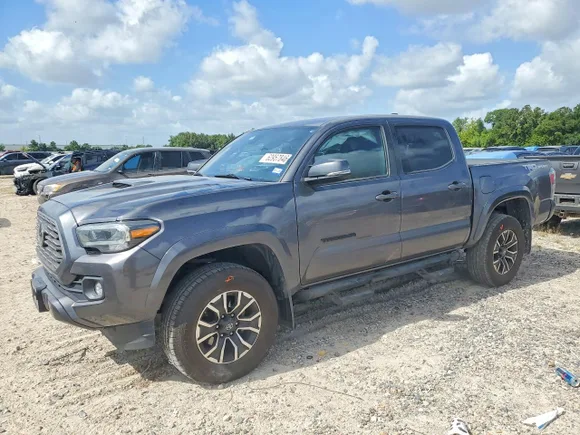 2021 Toyota Tacoma TRD Sport, VIN 5TFAZ5CN5MX102700 — Side